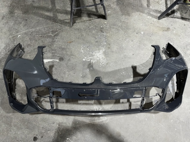 Бампер передний 51118099125 BMW