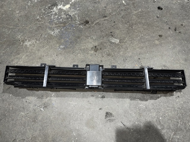 51137497285 BMW Диффузор радиатора охлаждения нижний купить в Николаев