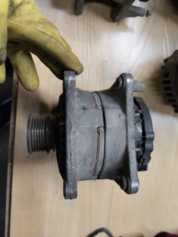 VAG 028903028D Генератор в наличии Житомир