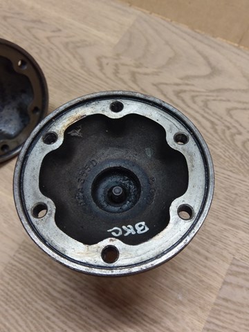 02A409343C VAG Левая полуось купить в Павлоград