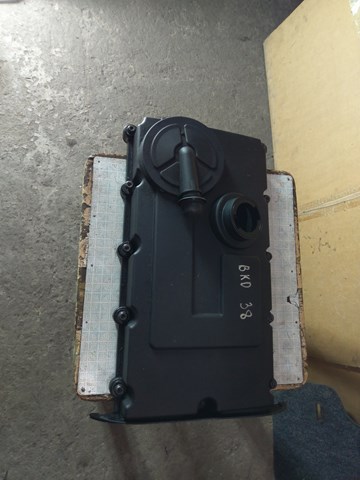 Крышка клапанов 03G103469N VAG