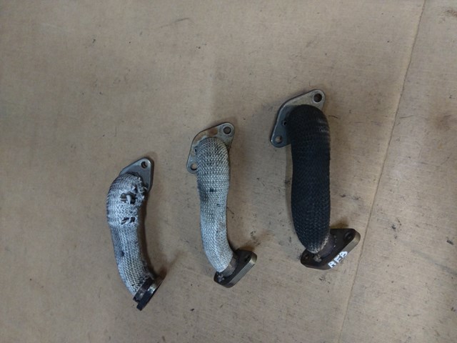 Патрубок системы рециркуляции ОГ 059131525P VAG