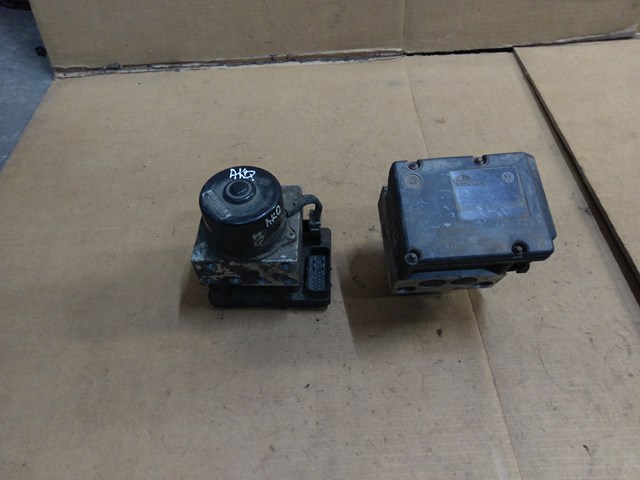 Блок управления АБС  Шкода Октавия 1 A4