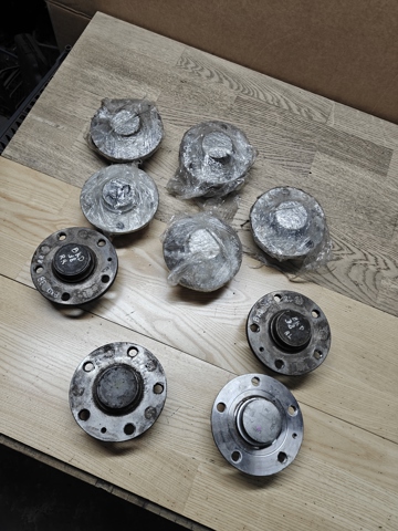 Ступица задняя Фольксваген Гольф PLUS 6