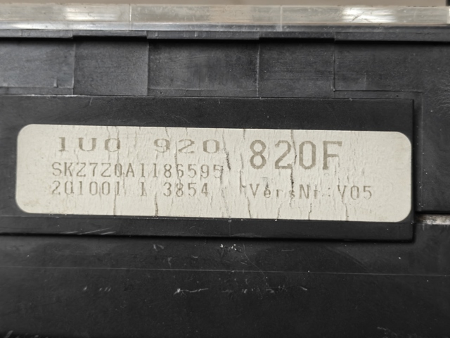 VAG 1U0920820F Панель приборов в наличии Винница