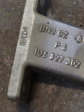 1U6827302 VAG купить в Николаев