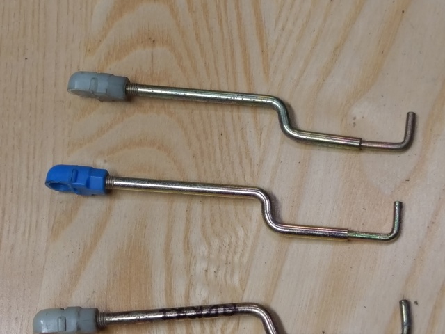 1U6827801A VAG купить в Ирпень