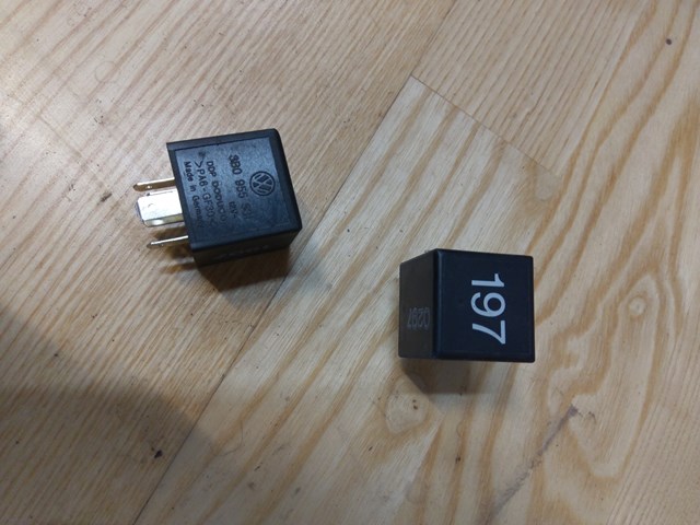Реле стеклоочистителя 3B0955531 VAG