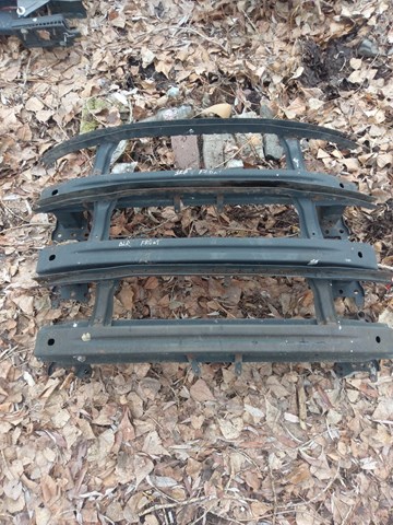 Балка бампера переднего 3C0807109B VAG