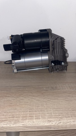 MERCEDES 1663200104 Компрессор пневмоподкачки (амортизаторов) в наличии Одесса