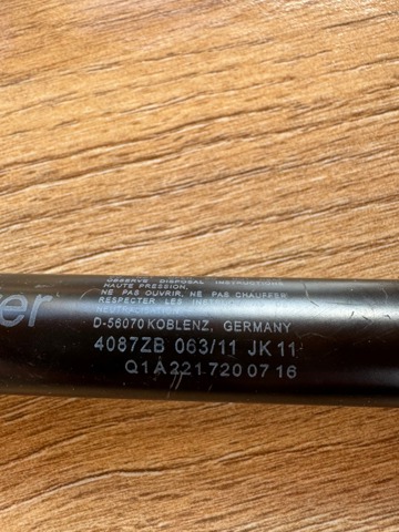 Ограничитель открывания дверей 2217200716 MERCEDES