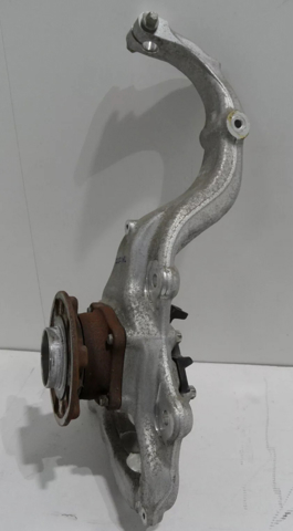 MERCEDES A2223321901 Цапфа передняя левая в наличии Киев