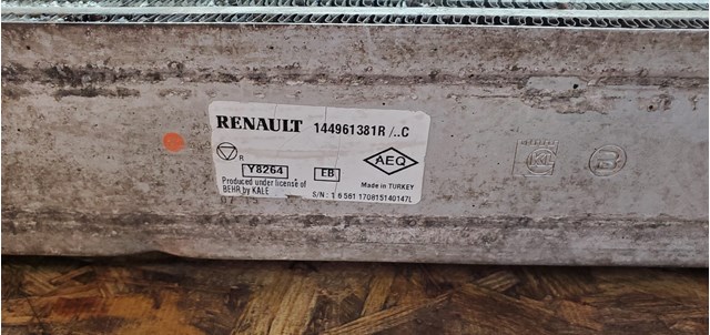 RENAULT 144961381R Радиатор интеркуллера в наличии Винница