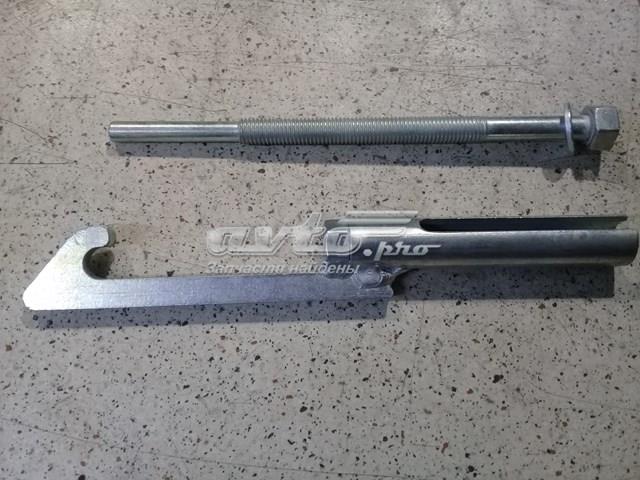 A9014000470 MERCEDES Кронштейн запасного колеса купить в Львов
