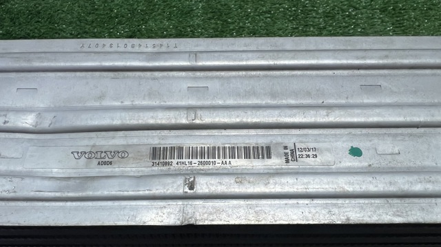 31410892 VOLVO Радиатор интеркуллера купить в Кривой Рог