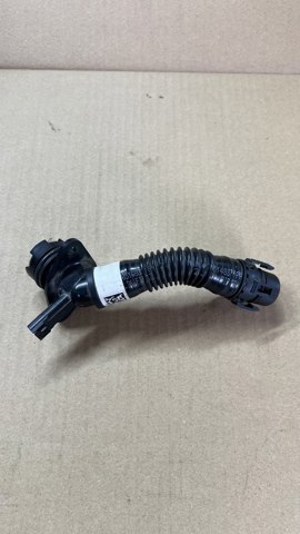 7584128 BMW Патрубок вентиляции картерных газов купить в Чернигов