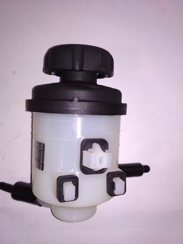 Бачок насоса ГУР 571762T000 HYUNDAI