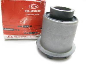 Сайлентблок переднего подрамника 624851D000 HYUNDAI
