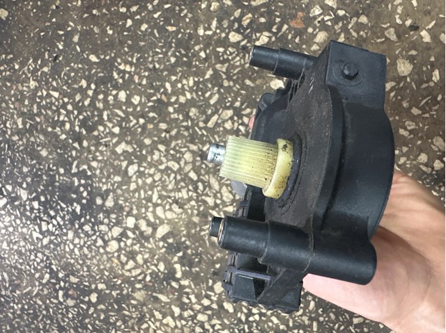 BOSCH 0130821784 Мотор стеклоподъемника двери задней левой в наличии Черкассы