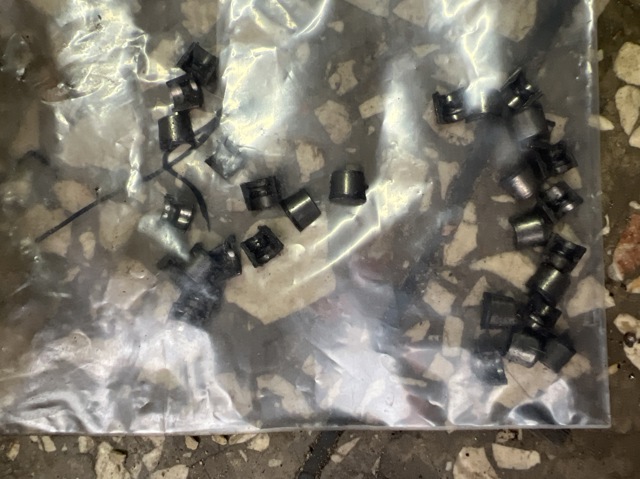 NISSAN 1321053Y00 Сухарь клапана в наличии Полтава