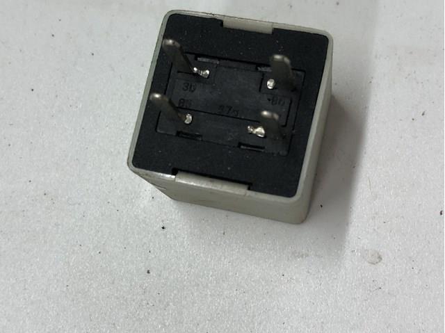 Автомобильные реле поворотов Chevrolet Lacetti