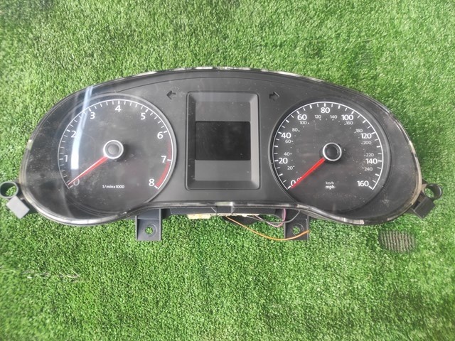 VAG 5C6920951 Приборная доска (щиток приборов) в наличии Каменское