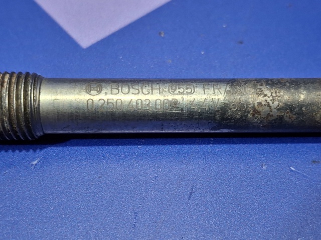 BOSCH 0250403009 Свеча накала в наличии Украина