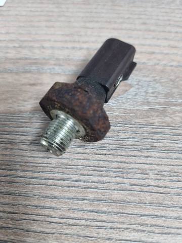 Датчик давления масла двигателя Митсубиси Аутлендер II XL