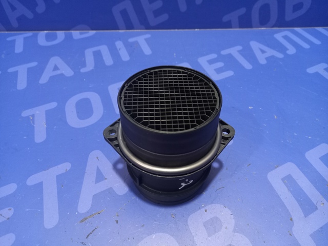 Датчик расхода воздуха 03L906461A VAG