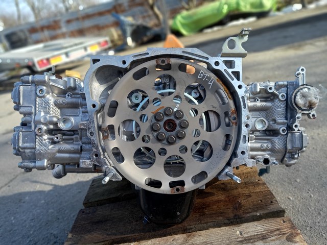 SUBARU 10100CD950 Двигатель в сборе (электрический) в наличии Николаев