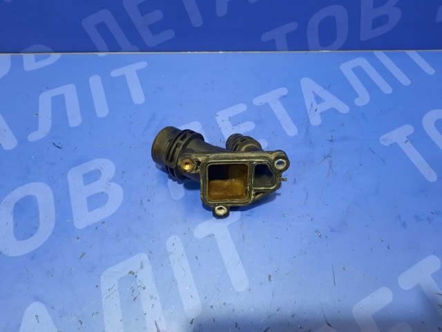 11117800048 Фланец системы охлаждения купить Хмельницкий