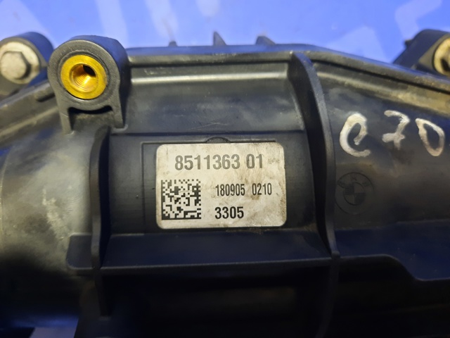 Впускной коллектор 11618511363 BMW