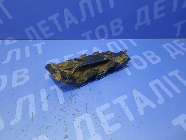 VAG 11A807394A Кронштейн бампера заднего правый в наличии Полтава