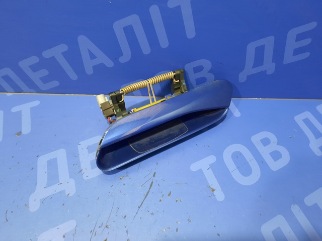 Ручка двери задней наружная левая 11A837205BK VAG