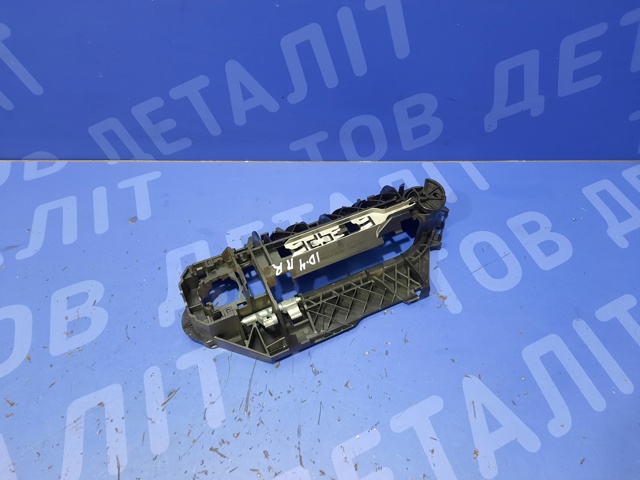 VAG 11A837812G Держатель наружной ручки двери правых дверей в наличии Ужгород