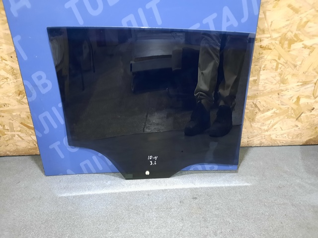 Стекло заднее левое 11A845025A VAG