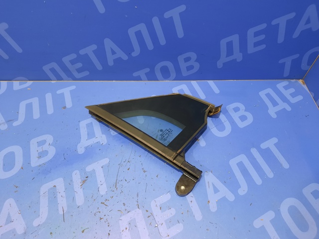VAG 11A845114B5AP Стекло-форточка двери передней правой в наличии Кривой Рог