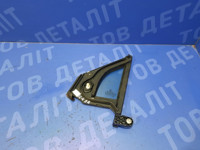 11A845114B5AP VAG Стекло-форточка двери передней правой купить в Ужгород