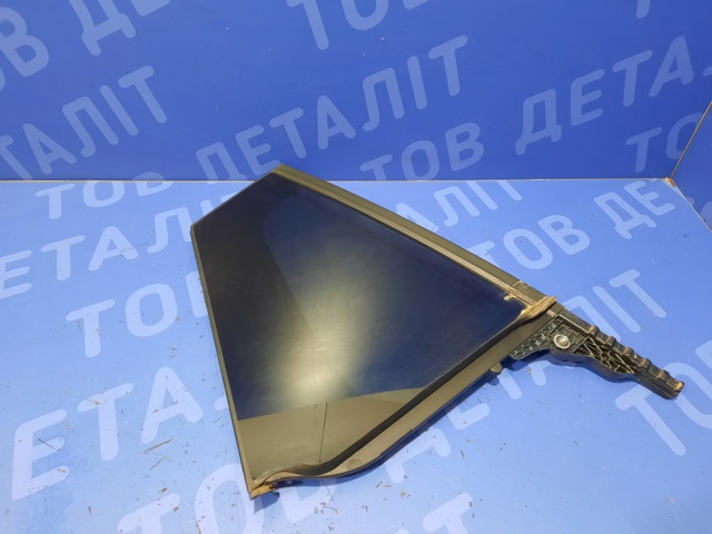 11A845213E5AP Стекло-форточка двери задней левой купить Черновцы