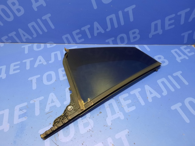 11A845214E5AP Стекло-форточка двери задней правой купить Украина