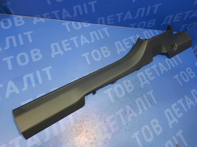 11A8533724PK VAG Накладка дверного порога внутренняя правая купить в Сумы