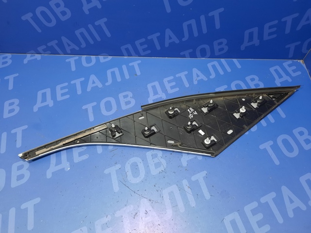 11A853378ATO8 Накладка стойки кузова внешняя задняя правая купить Полтава