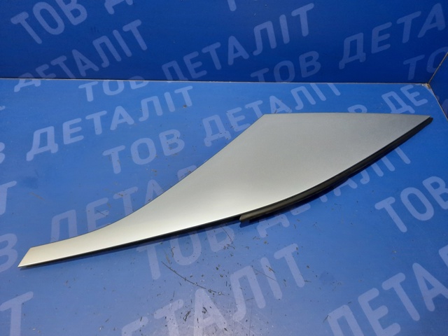 VAG 11A853378ATO8 Накладка стойки кузова внешняя задняя правая в наличии Ужгород