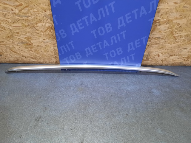 Автомобильный рейлинг на крышу правый 11A8600343Q7 VAG