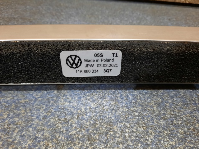 VAG 11A8600343Q7 Рейлинг крыши правый в наличии Николаев