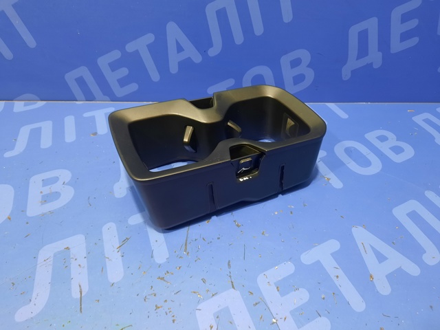 VAG 11A862531A4PK Подстаканник подлокотника центральной консоли в наличии Черновцы