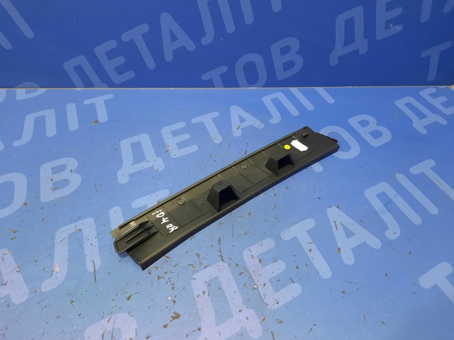 11A8682244PK VAG Обшивка стойки кузова внутренняя передняя правая купить в Черновцы