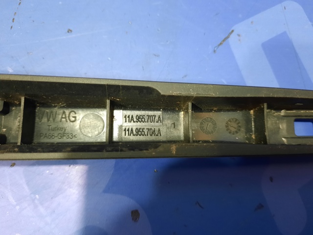 11A955707A9B9 Рычаг-поводок стеклоочистителя заднего стекла купить Винница