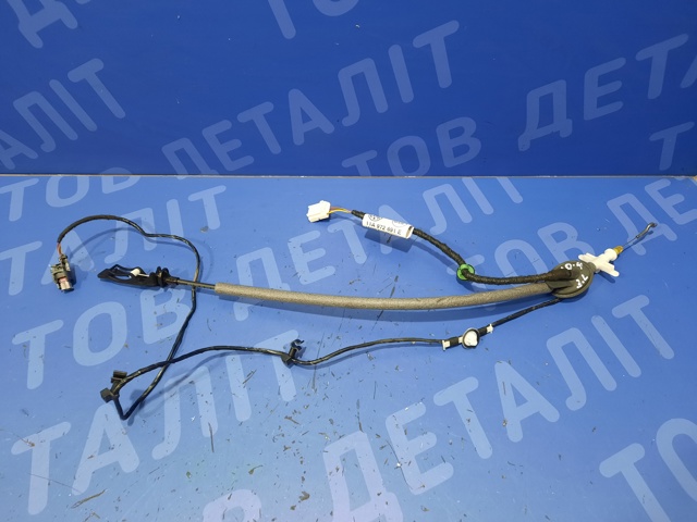 Трос/тяга открывания замка двери задней левой 11A972691E VAG