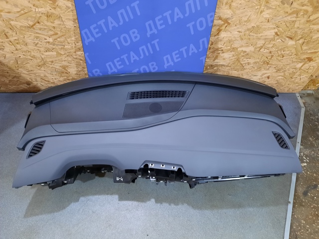 VAG 11B857003DVYK Панель салона передняя "торпедо" в наличии Винница